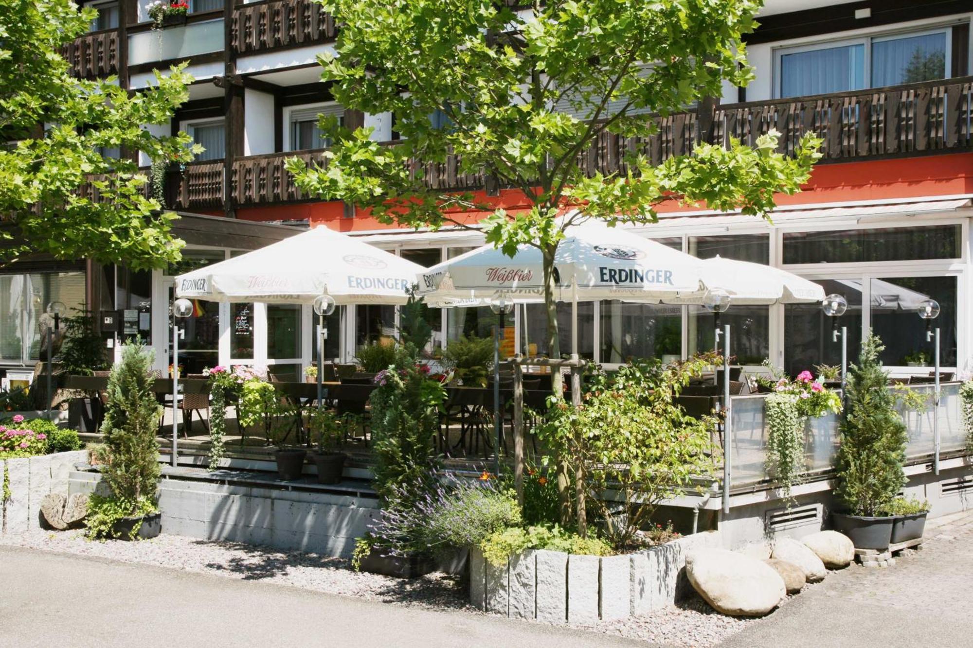 Hotel Pflug Ottenhofen im Schwarzwald Exterior foto